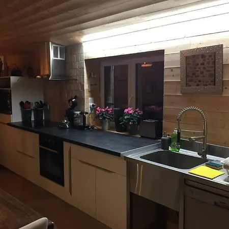 Lama-gite-des-puys Ecologique A 30km Des Pistes, Visite Aux Lamas Charge Ve Holiday home